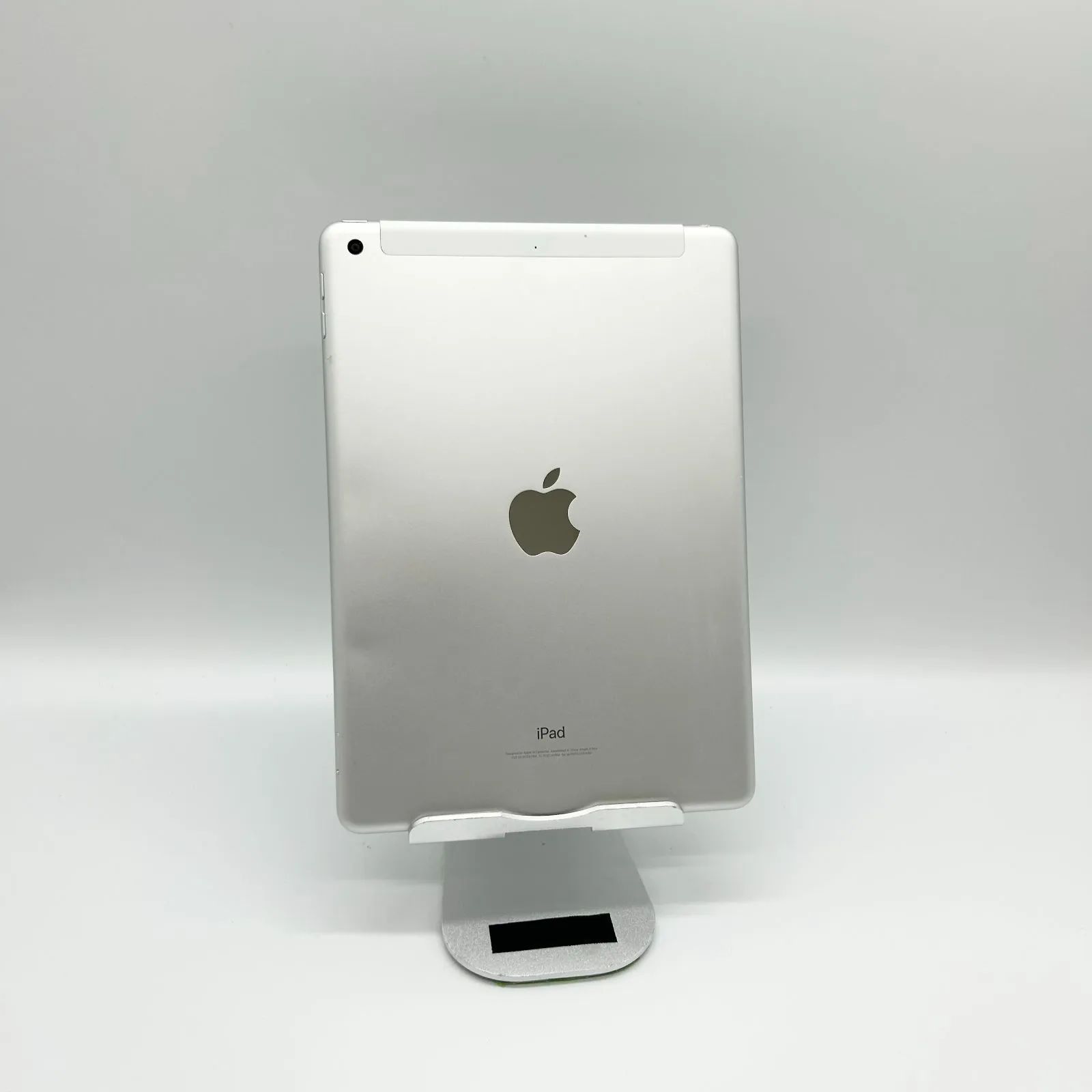 ⑪【訳アリ大特価】iPad 第6世代 Wi-Fi+セルラーモデル シルバー