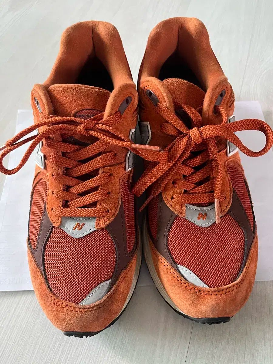 【雷市場（ポンジャン）商品韓国直送】 New Balance(ニューバランス) 2002R さび オクサイド