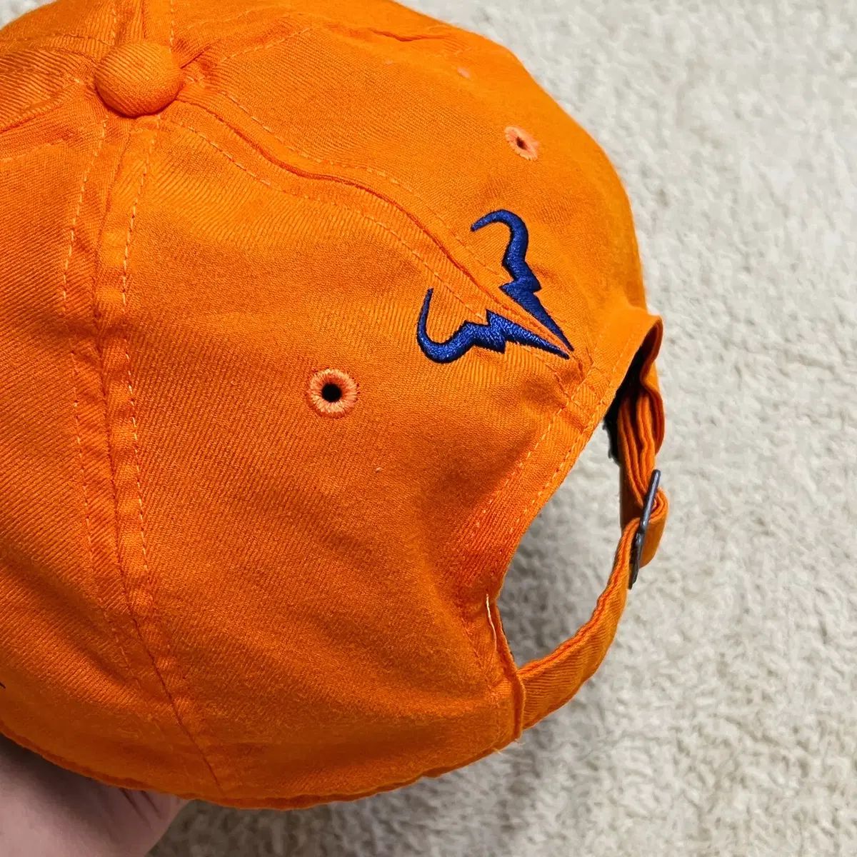 マグマ オレンジ