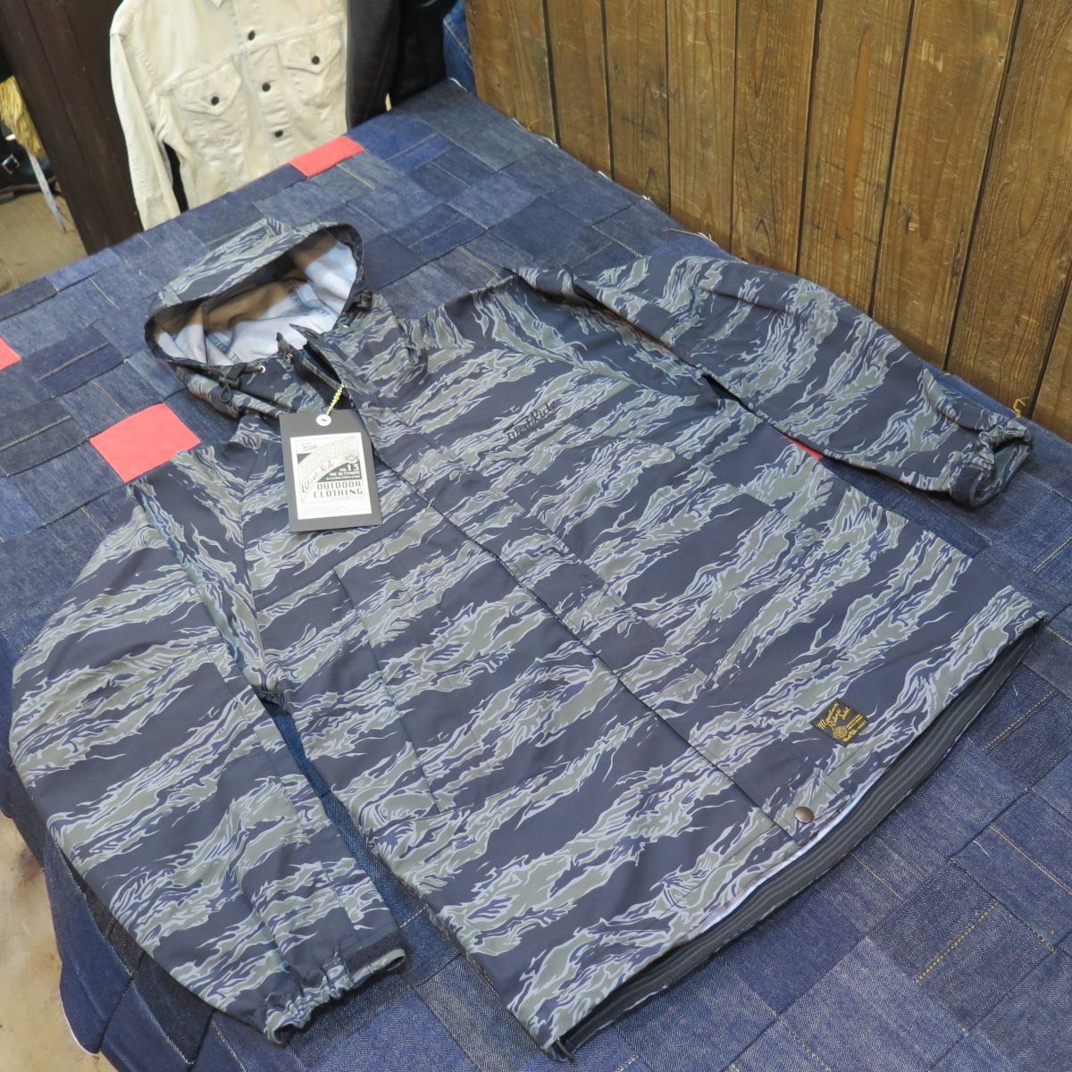 ウエストライド】 SUPPLEXナイトタイガーカモ 完全防水 マウンテン 
