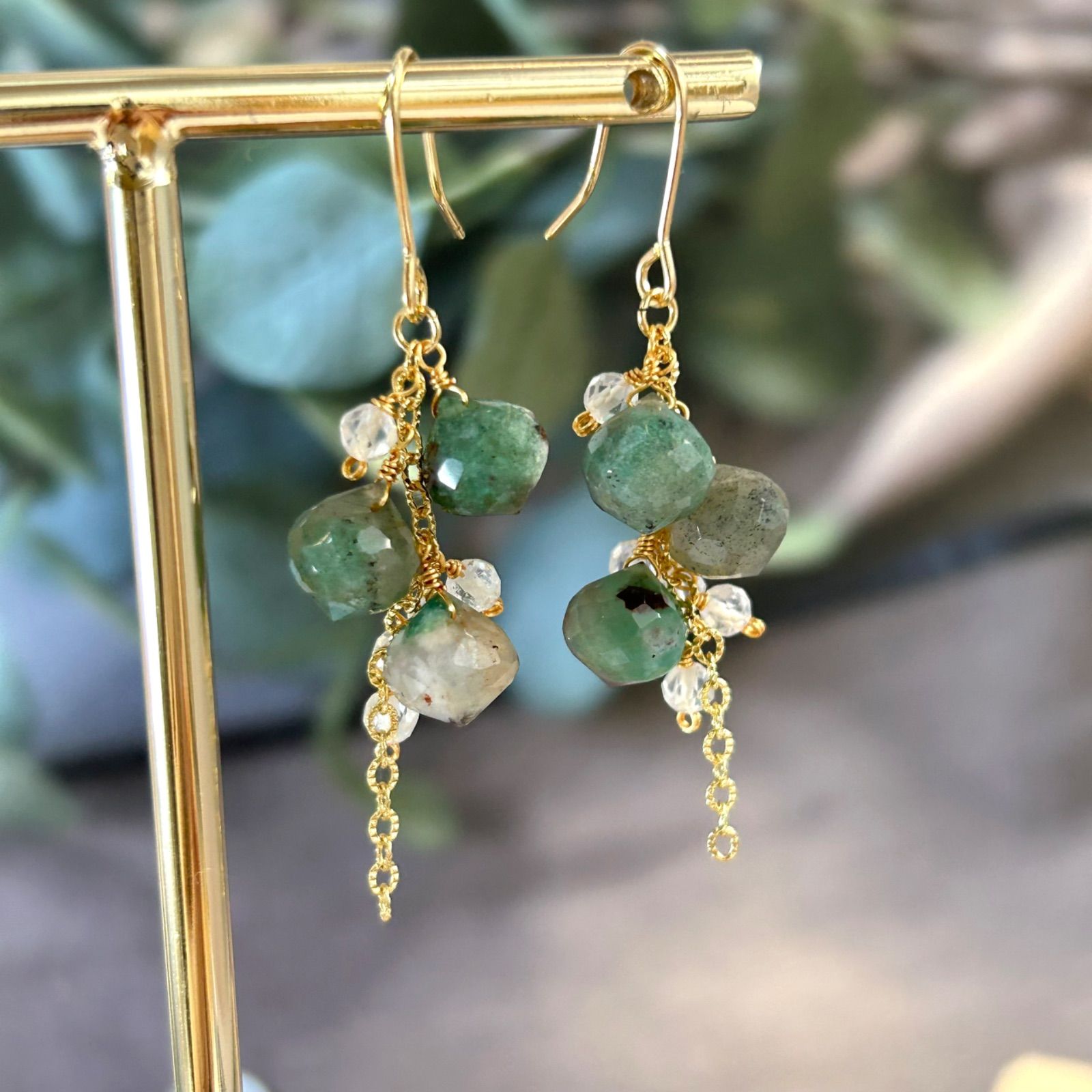 アクアプレーズのピアス アクアプレーズ・ホワイトトパーズ