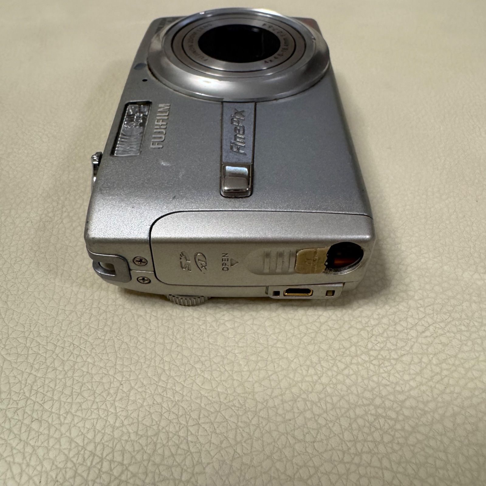 カメラ FUJIFILM 富士フイルム デジタルカメラ Fine PiX