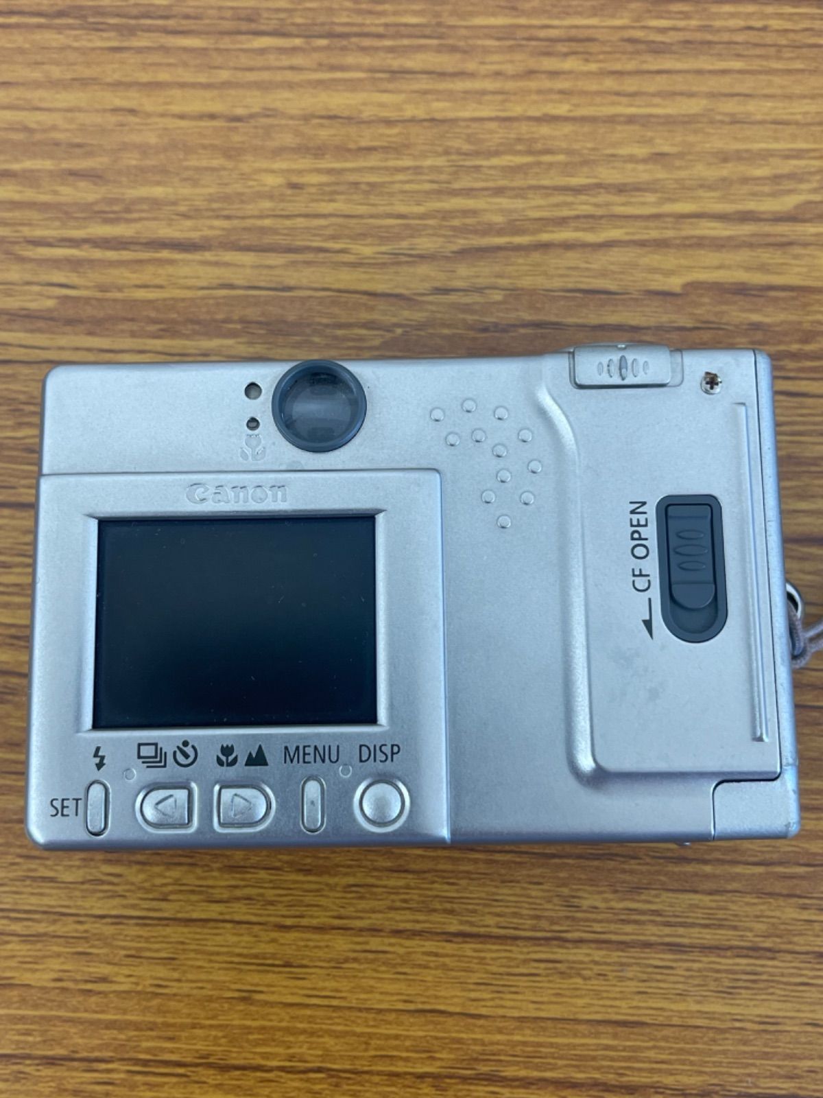 ジャンク 動作品 Canon IXY 200F シルバー デジカメ キャノン F【ジャンク品】Canon IXY DIGITAL 200 コンパクトデジタル