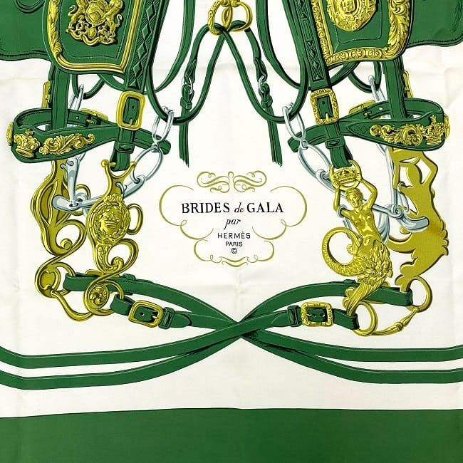 エルメス スカーフ カレ 90 カーキ グリーン ホワイト 式典用馬勒-