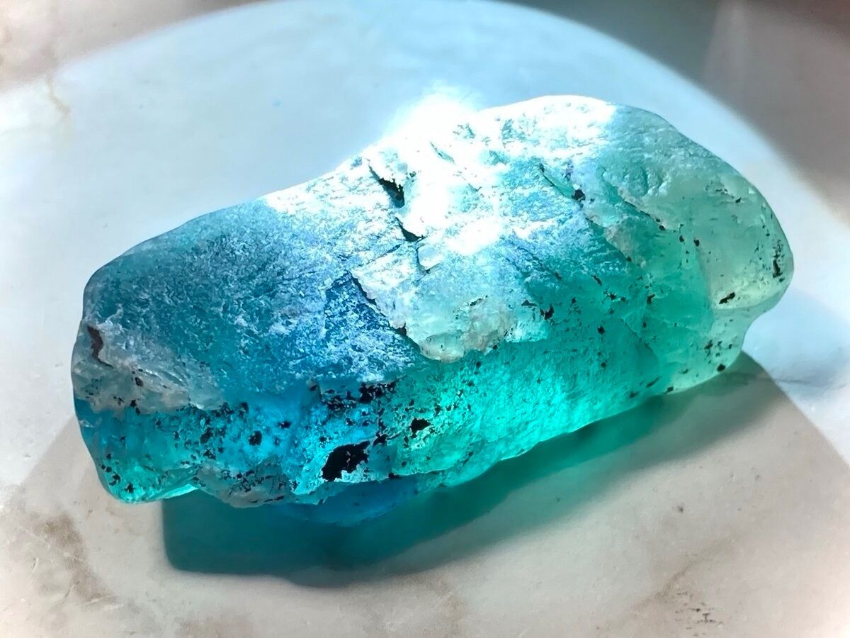 カルサイト共生 マルチカラー フローライト 蛍石 ラフストーン 原石