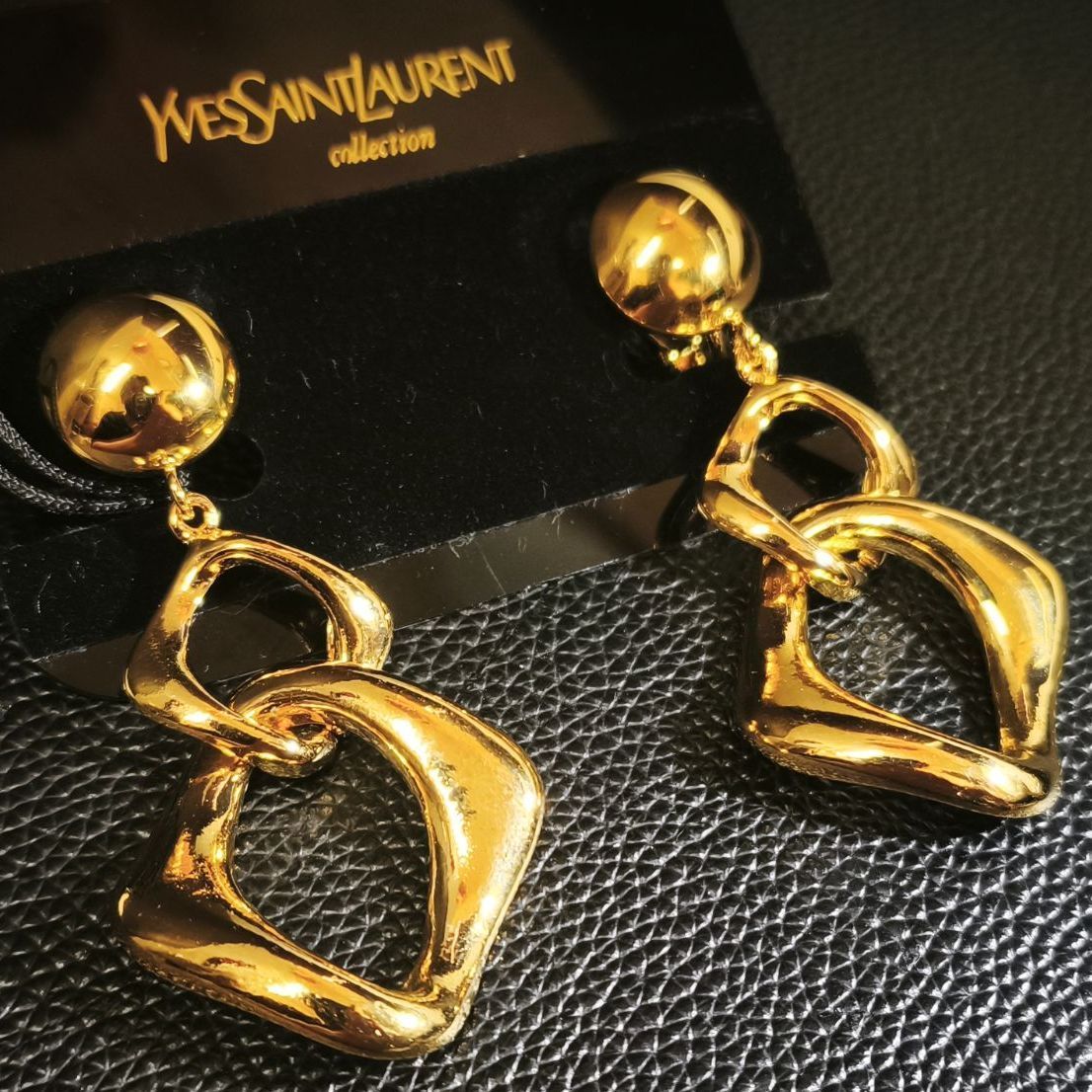 【未使用級】イヴ・サンローラン ＊ イヤリング YSL ゴールド 楽天市場】【中古】 Yves Saint Laurent イヴ サンローラン