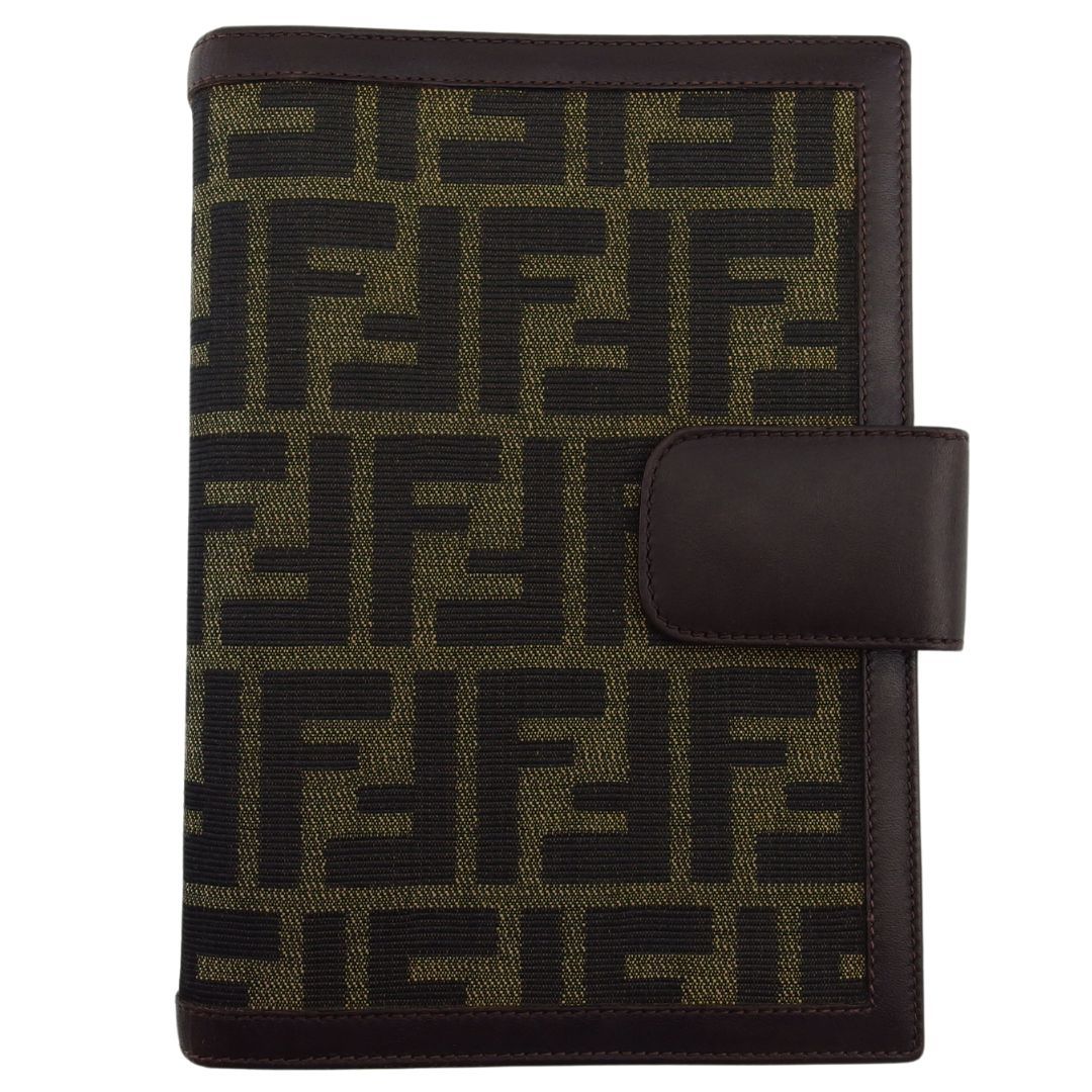 フェンディ FENDI 手帳カバー ズッカ ブラウン×ベージュ×シルバー レディース