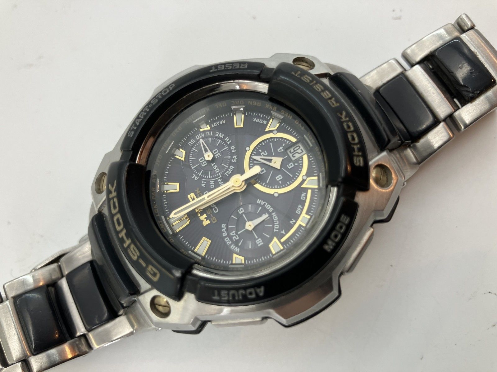カシオ G-SHOCK MTG-1000G 電波ソーラー SS×レジン 腕周り17cm ケース幅47mm