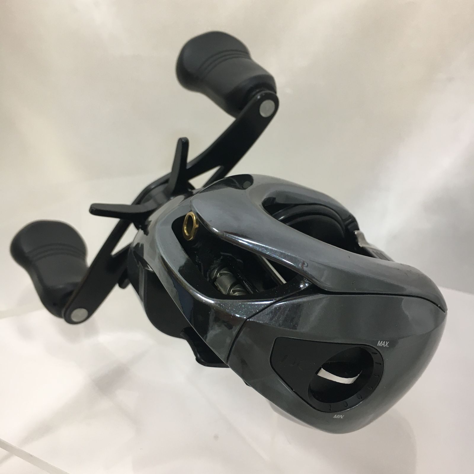 SHIMANO 18アンタレスDCMD XG R 右巻き 美品】シマノ 18☆アンタレスDCMD XG 右巻き☆