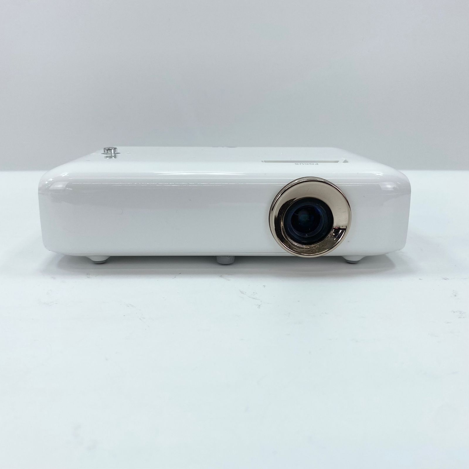 ★お値下げ中★LG 超小型プロジェクター　PH550G LG 超小型プロジェクター PH550G - メルカリ