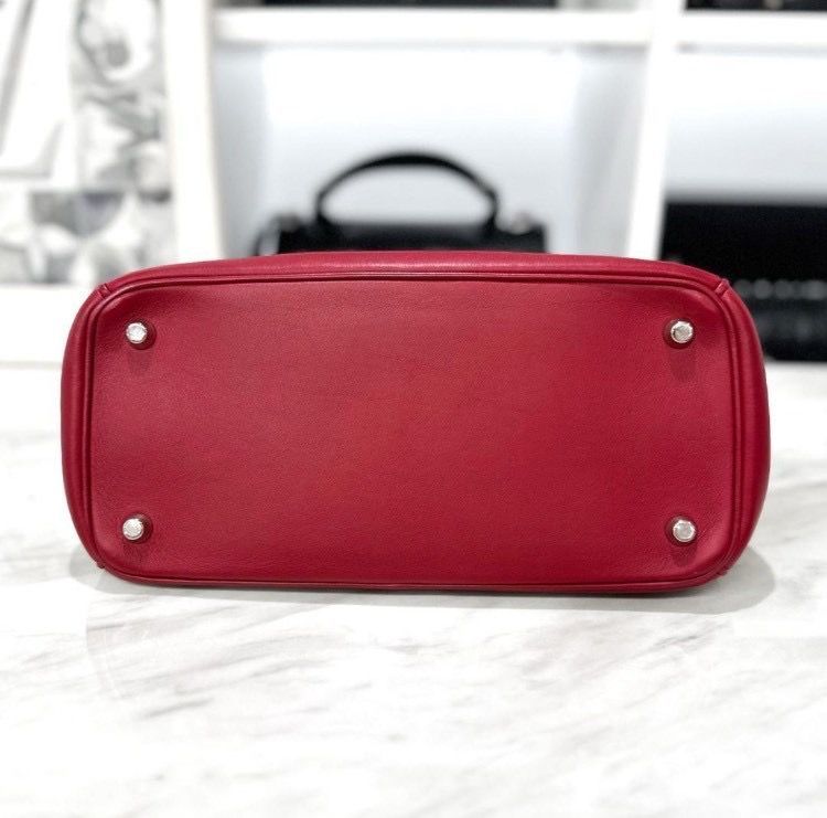 美品☆　ディオール　ビーディオール　2way　ハンドバッグ　赤　レザー 美品☆ ディオール ビーディオール 2way ハンドバッグ 赤 レザー