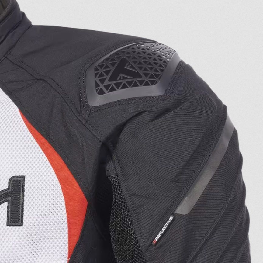 TRIUMPH トリプルメッシュジャケット Mサイズ ブラック TRIUMPH トライアンフ Triple Sports Mesh Jacket : アンフィニ