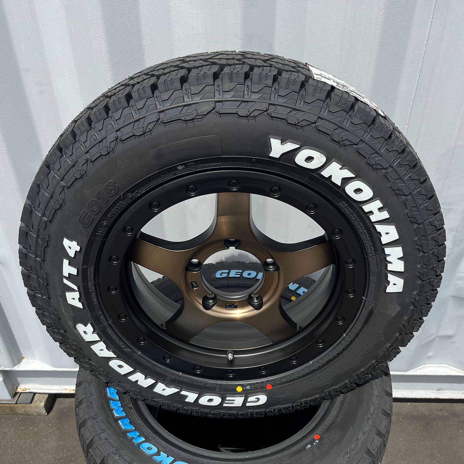 【ジムニータイヤホイール】JA11 JB23 JB64 16インチ 夏タイヤ ホイールセット BDX05 ヨコハマ YOKOHAMA ジオランダー AT4 185/85R16 ホワイトレター