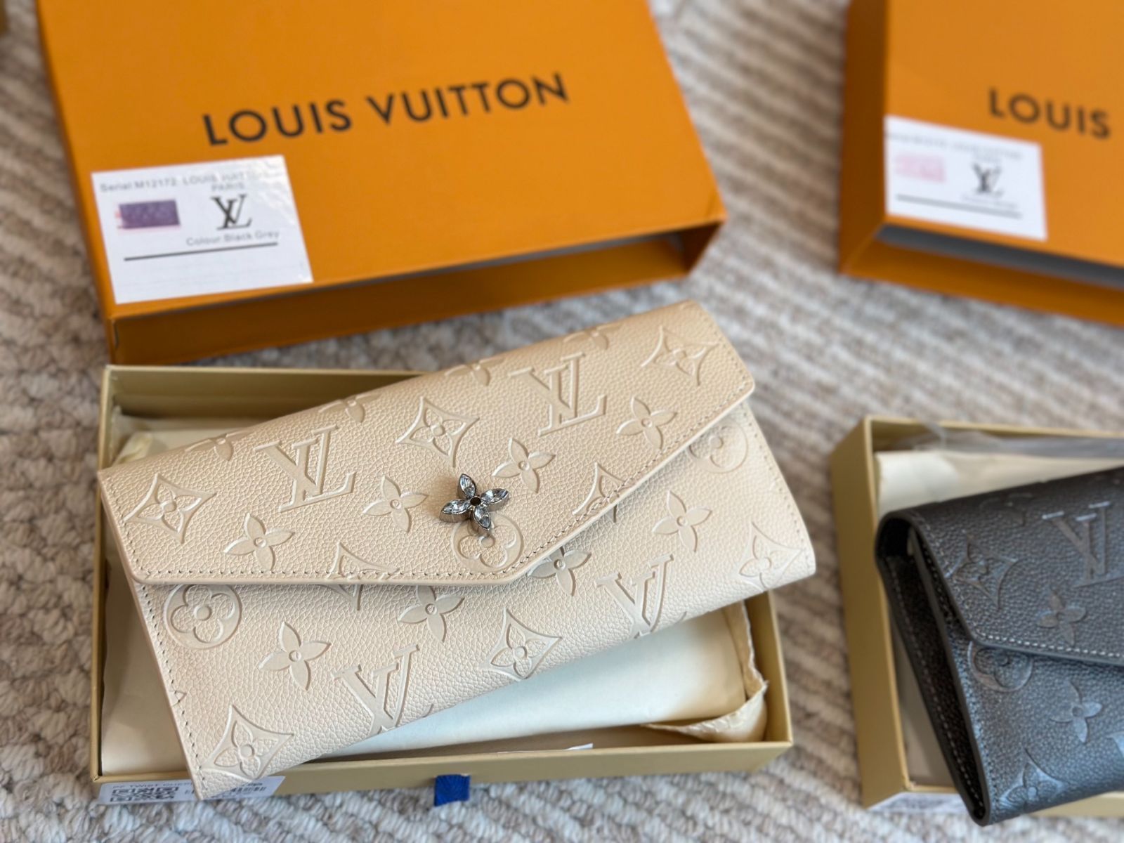 今日特価】Louis Vuitton モノグラム財布 New Arrival Stylish
