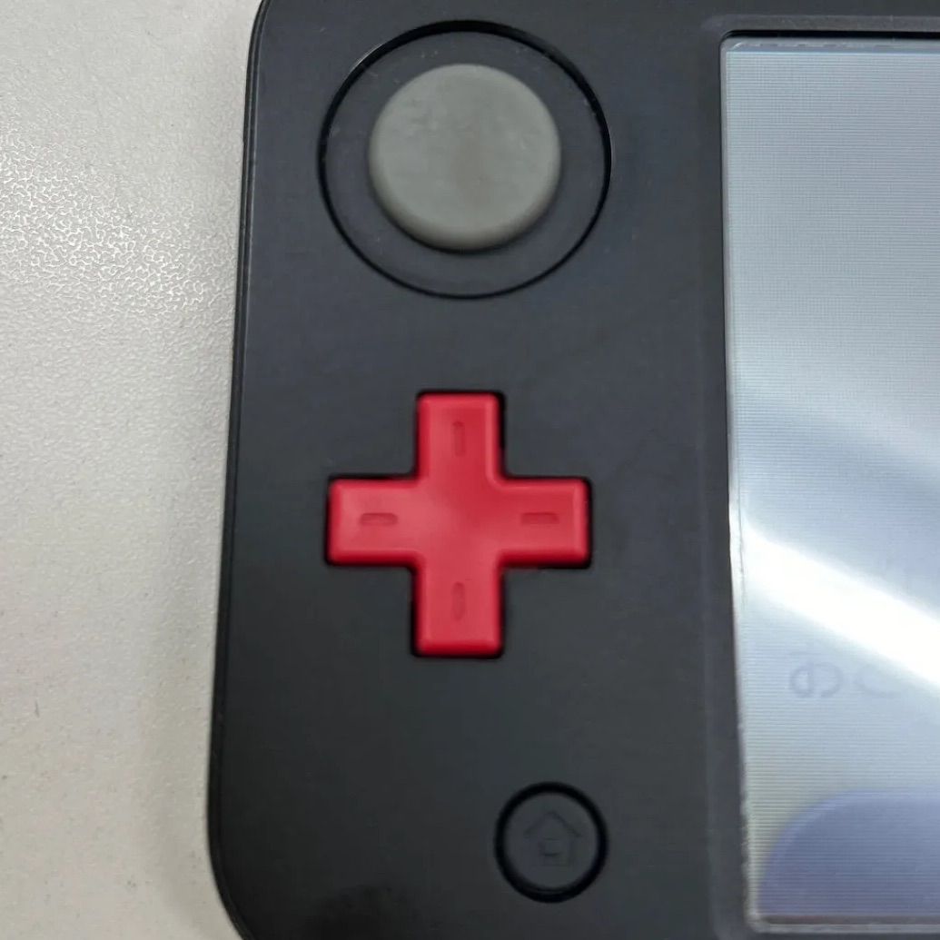 Newニンテンドー2DS LL ブラック×レッド JAN-001 ACアダプター、SD  