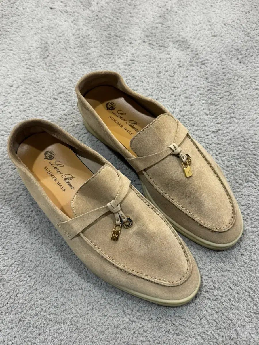 ロロピアーナ　サマー・チャーム・ウォーク 37 Loro Piana ロロピアーナ サマーウォーク ローファー チャーム 37