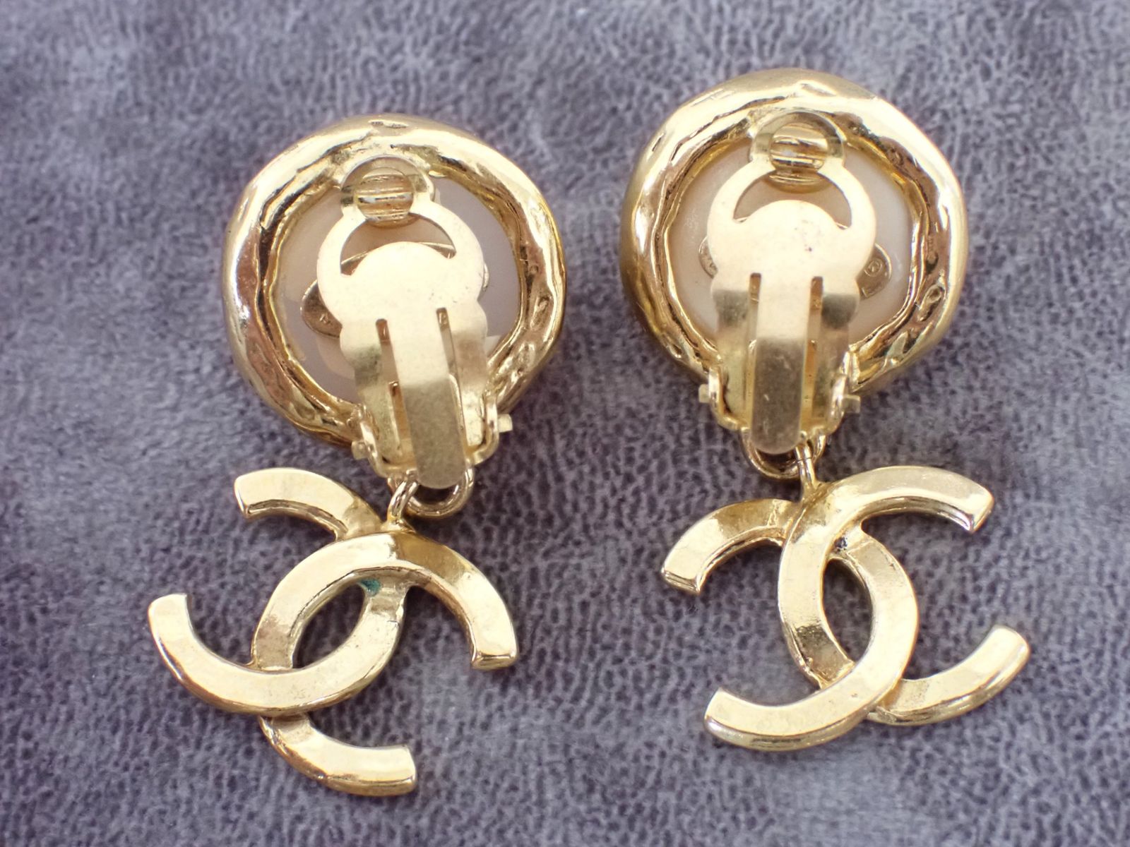 シャネル 93P コレクション クローバー パール イヤリング シャネル 93P コレクション クローバー パール イヤリング 【公式通販】