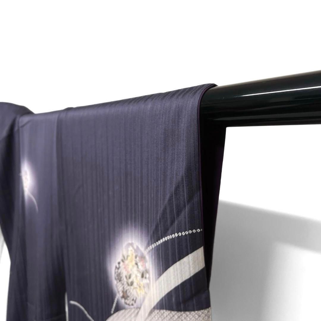 訪問着 蛍ぼかし 雪輪紋 芝草 縦縞 ネイビー着物 041a d - メルカリ