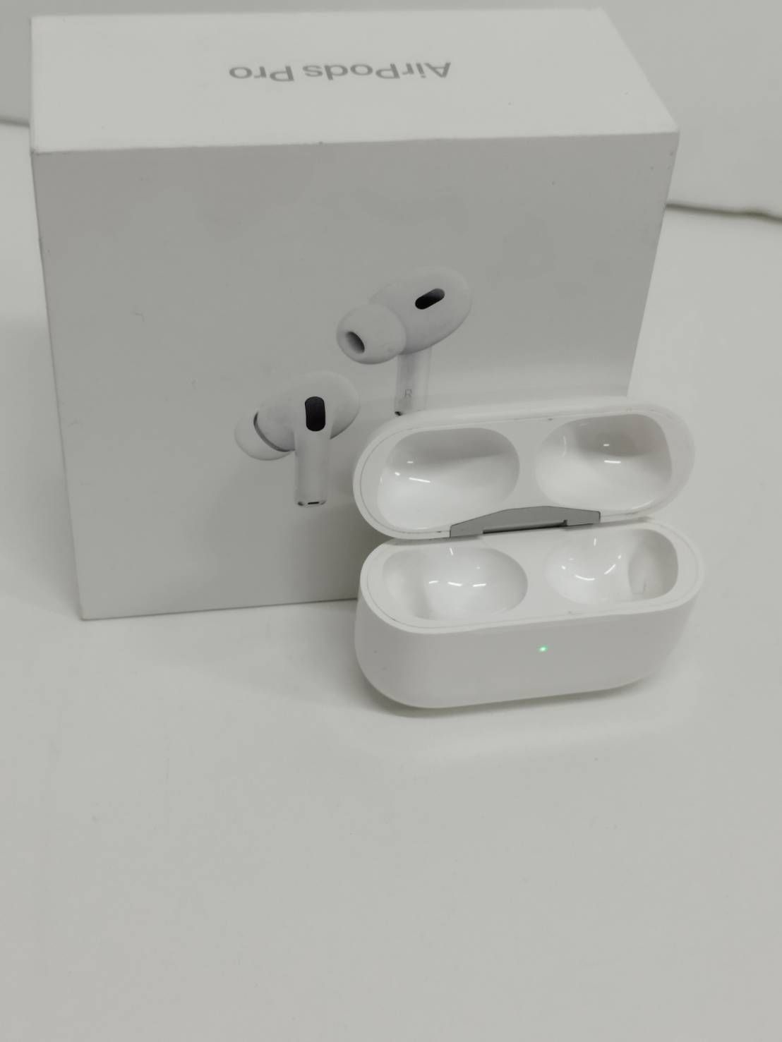 右耳 Apple AirPods Pro 第2世代 正規品 片耳619 楽天市場】【未使用 右耳 Apple AirPods Pro 第2世代 正規品 片耳619 楽天市場】【未使用