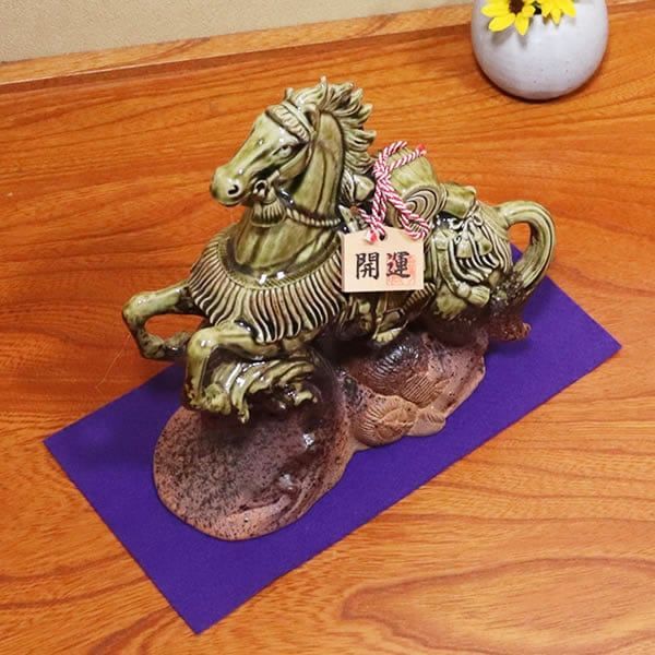 入荷次第お届け】【2026年 干支 午 置物】開運 馬の置物 馬 陶器 令和8
