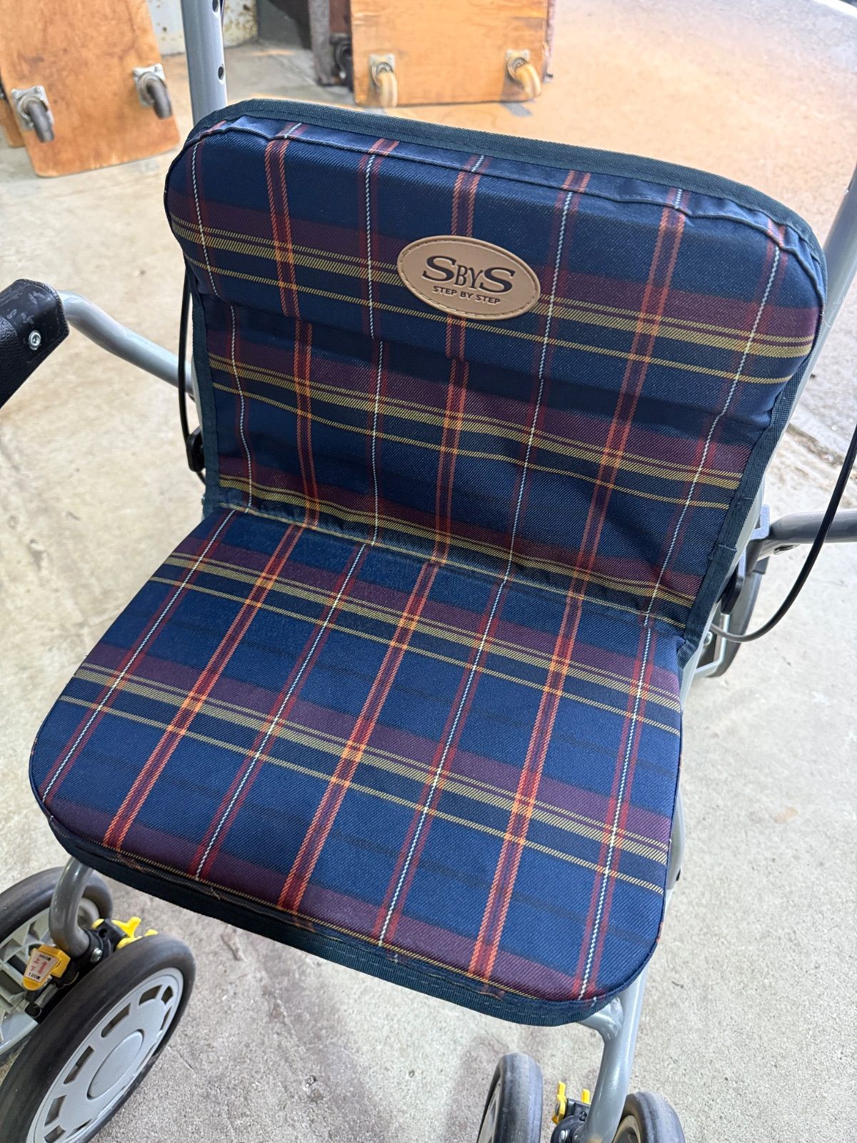 島製作所 シンフォニーラクーン シルバーカー