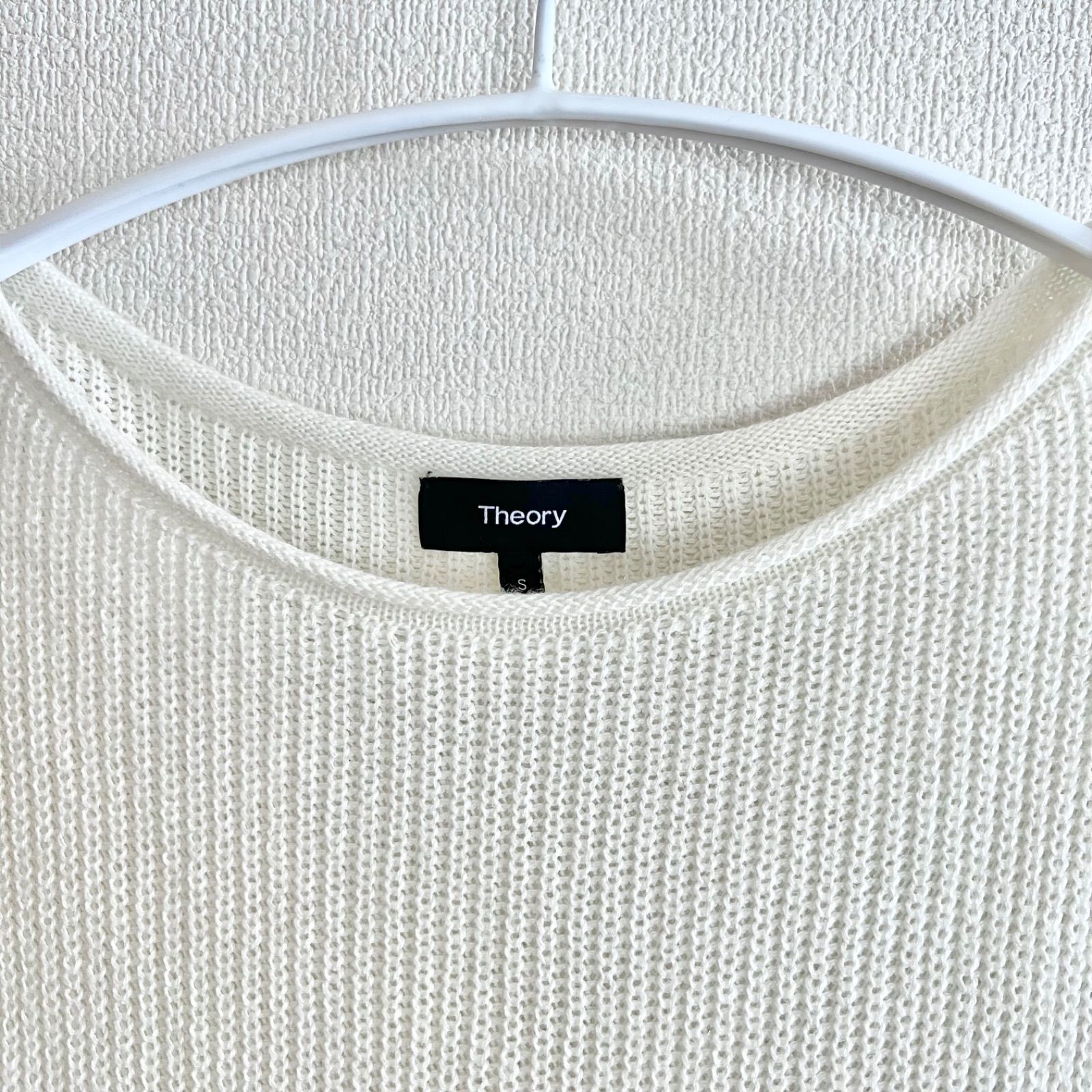 Theory コットンカシミヤ ロールボートネックニット Theory コットンカシミヤ ロールボートネックニット - メルカリ