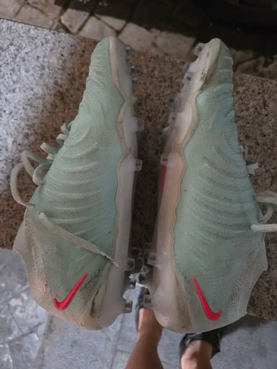 ナイキファントム