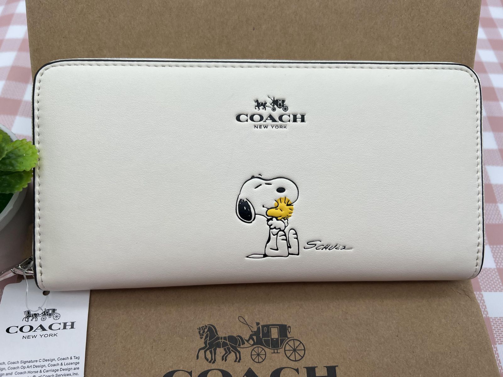 コーチ COACH 長財布 財布 コーチxピーナッツ限定コラボ SNOOPY レディース ホワイト プレゼント スヌーピー プリント レザークーポン配布 C102