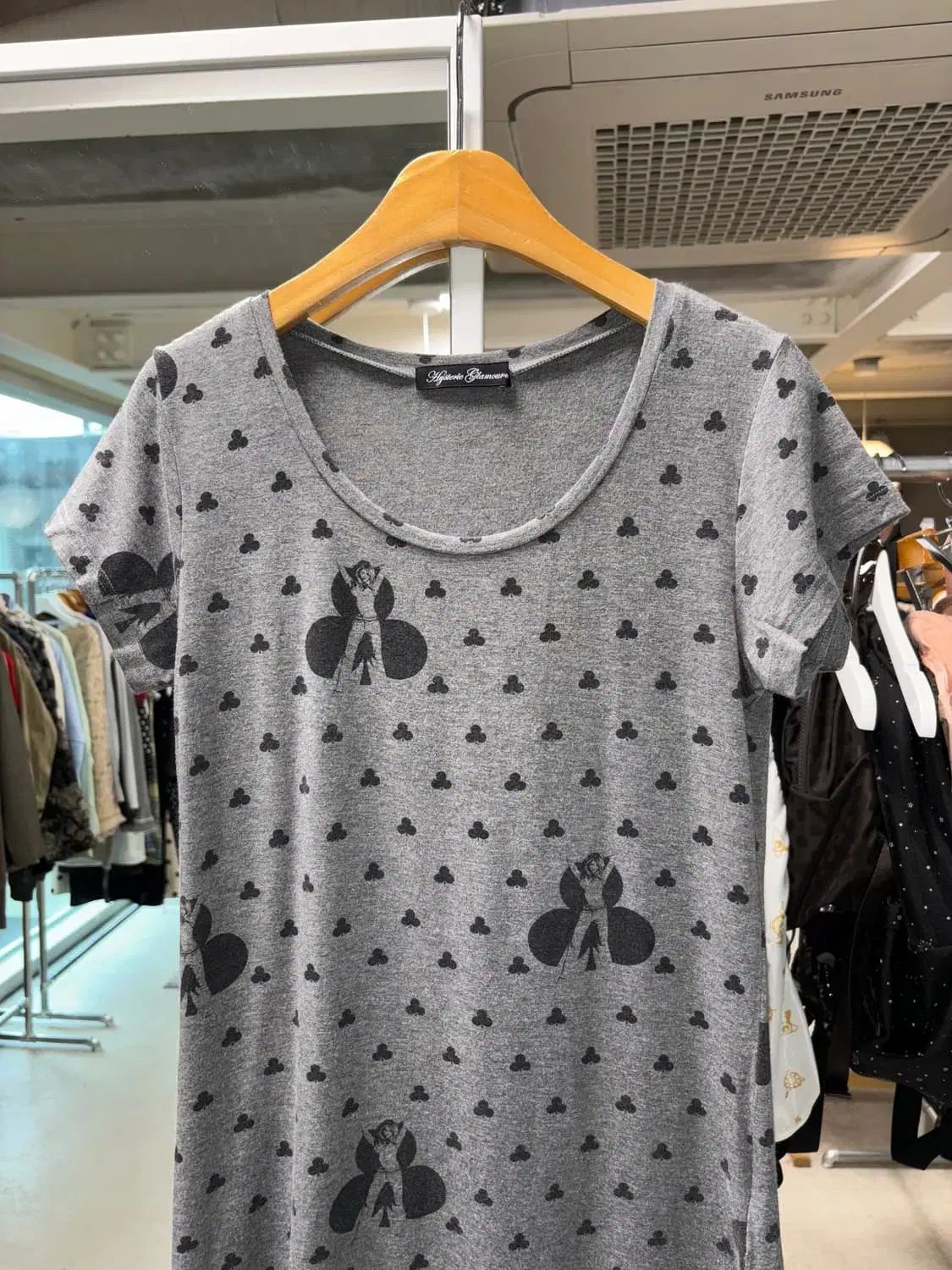 Tシャツ