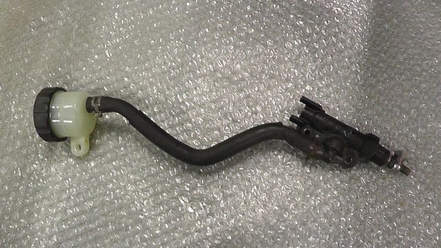 XJR1200　4KG　の　リアブレーキマスターシリンダー　brembo:#1749176101