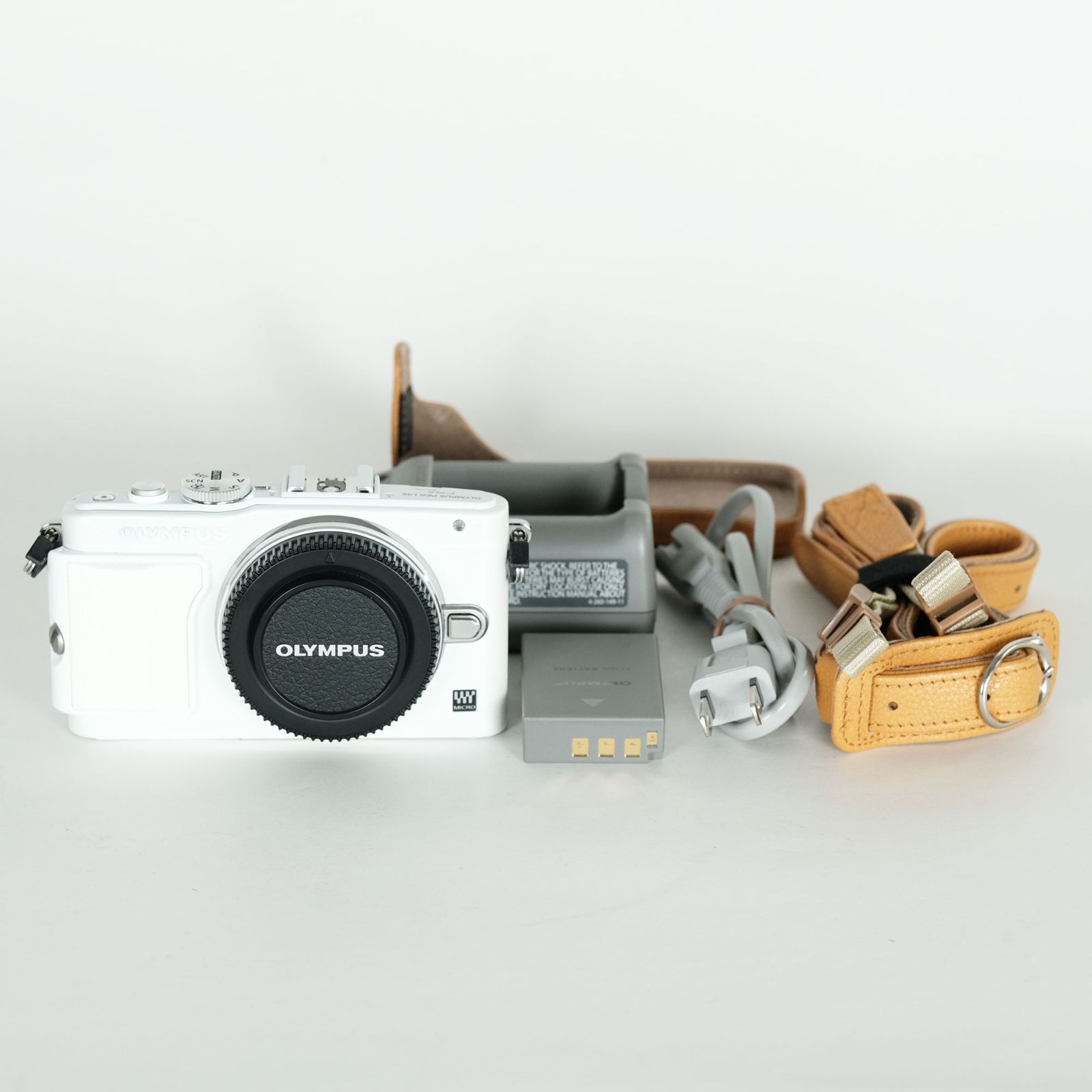｜シャッター数650回 OLYMPUS PEN Lite E-PL6 ボディ ホワイト | マイクロフォーサーズマウント