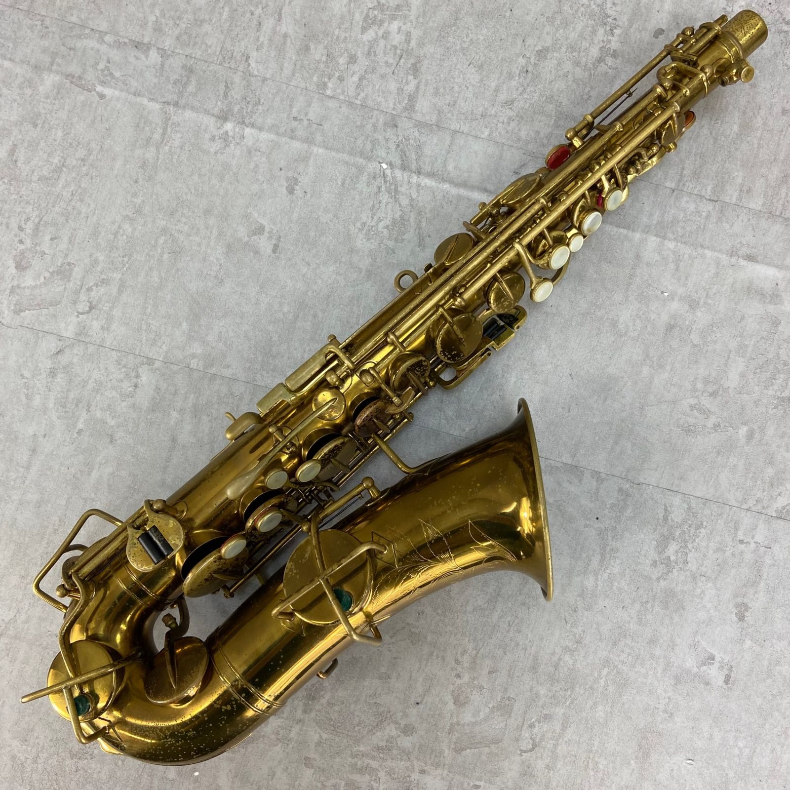 BUESCHR　ビンテージ　アルトサックス　TRUE TONE　22万番台 BUESCHR ビンテージ アルトサックス TRUE TONE 22万番台