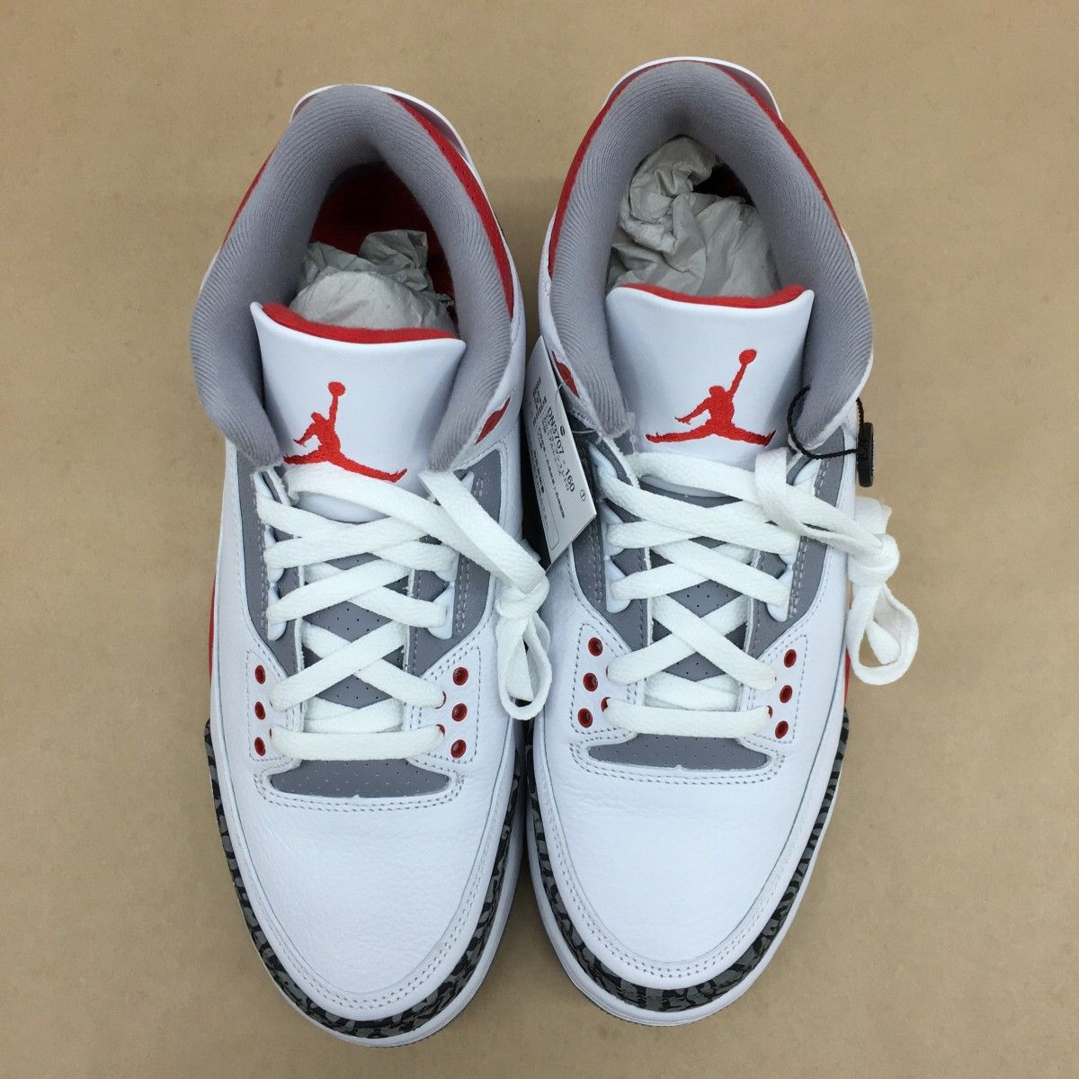 未使用 NIKE AIR JORDAN 3 RETRO OG FIRE RED 2022 DN3707-160 サイズ 