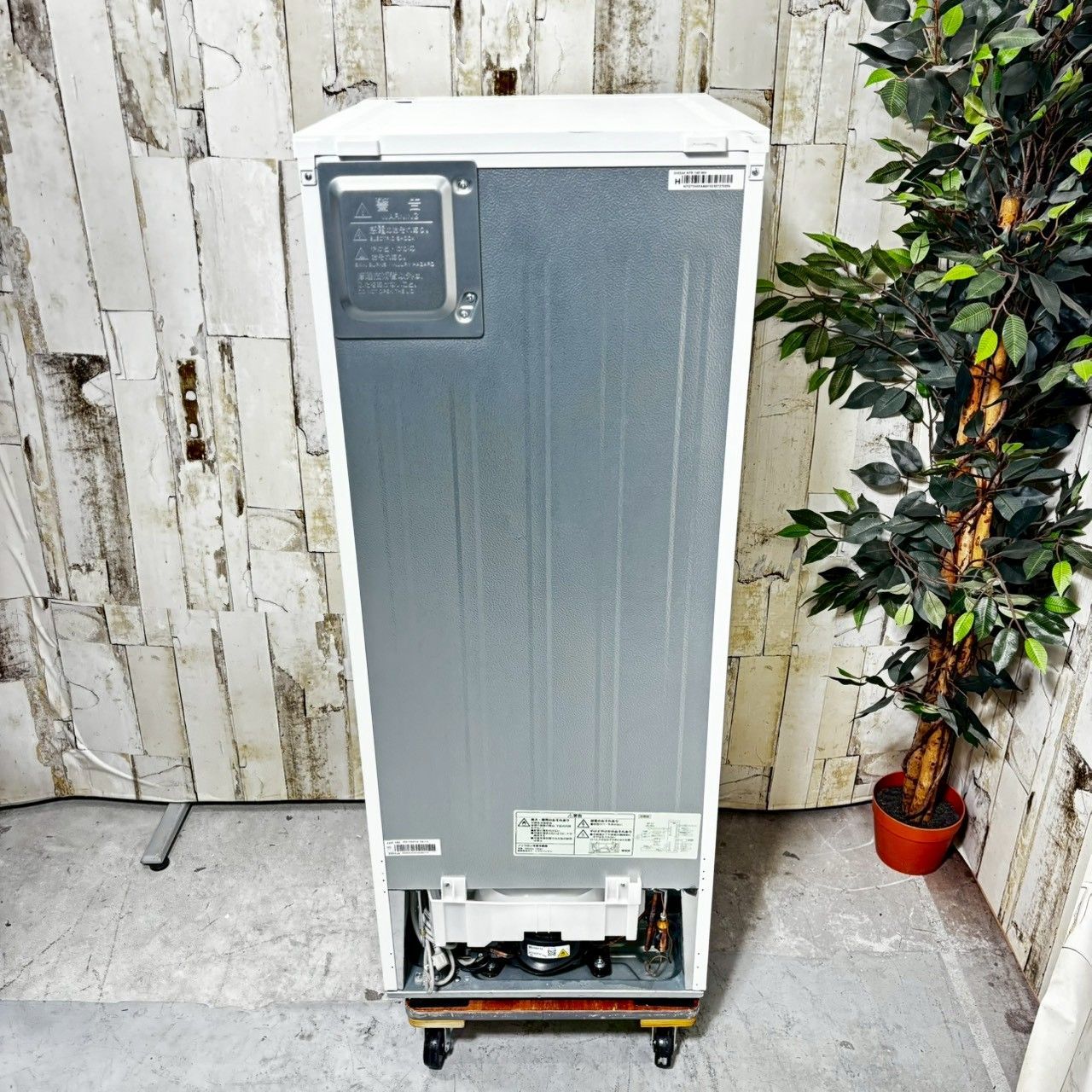 ニトリ オンライン 2ドア冷凍冷蔵庫 NTR-140WH takaki】2ドア冷凍