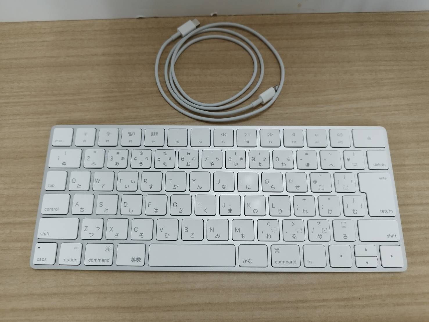 Apple 純正 Magic Keyboard (A1644) 日本語配列 Magic Keyboard Apple
