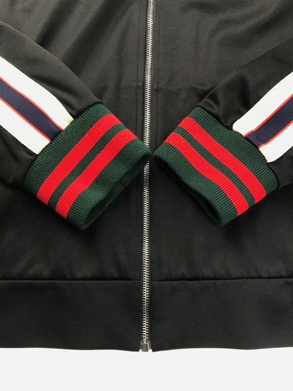 テクニカルジャージジャケット