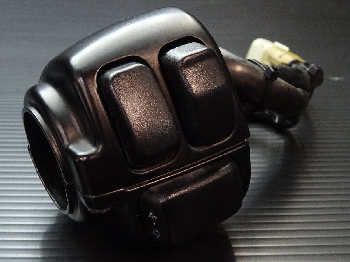 ハーレー スポーツスター XL883-I 純正 スイッチボックス 左 ♪ E5191