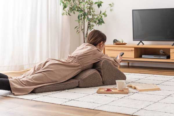 W46×D69-90×H37-45×SH5cm