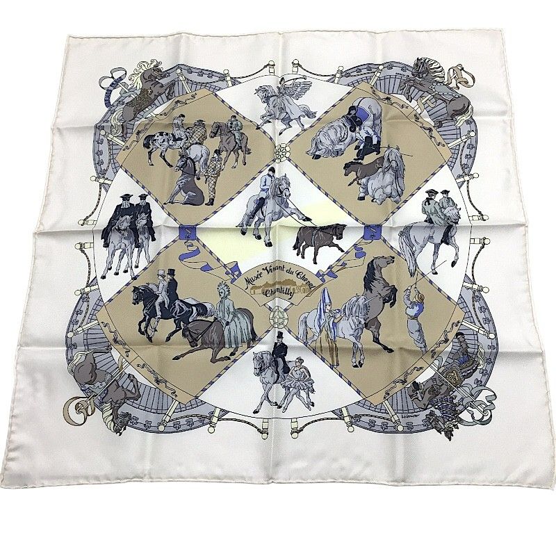 エルメス HERMES カレ45 Musee Vivant du Cheval Chantilly マルチ ベージュ系 シルク ユニセックス スカーフ