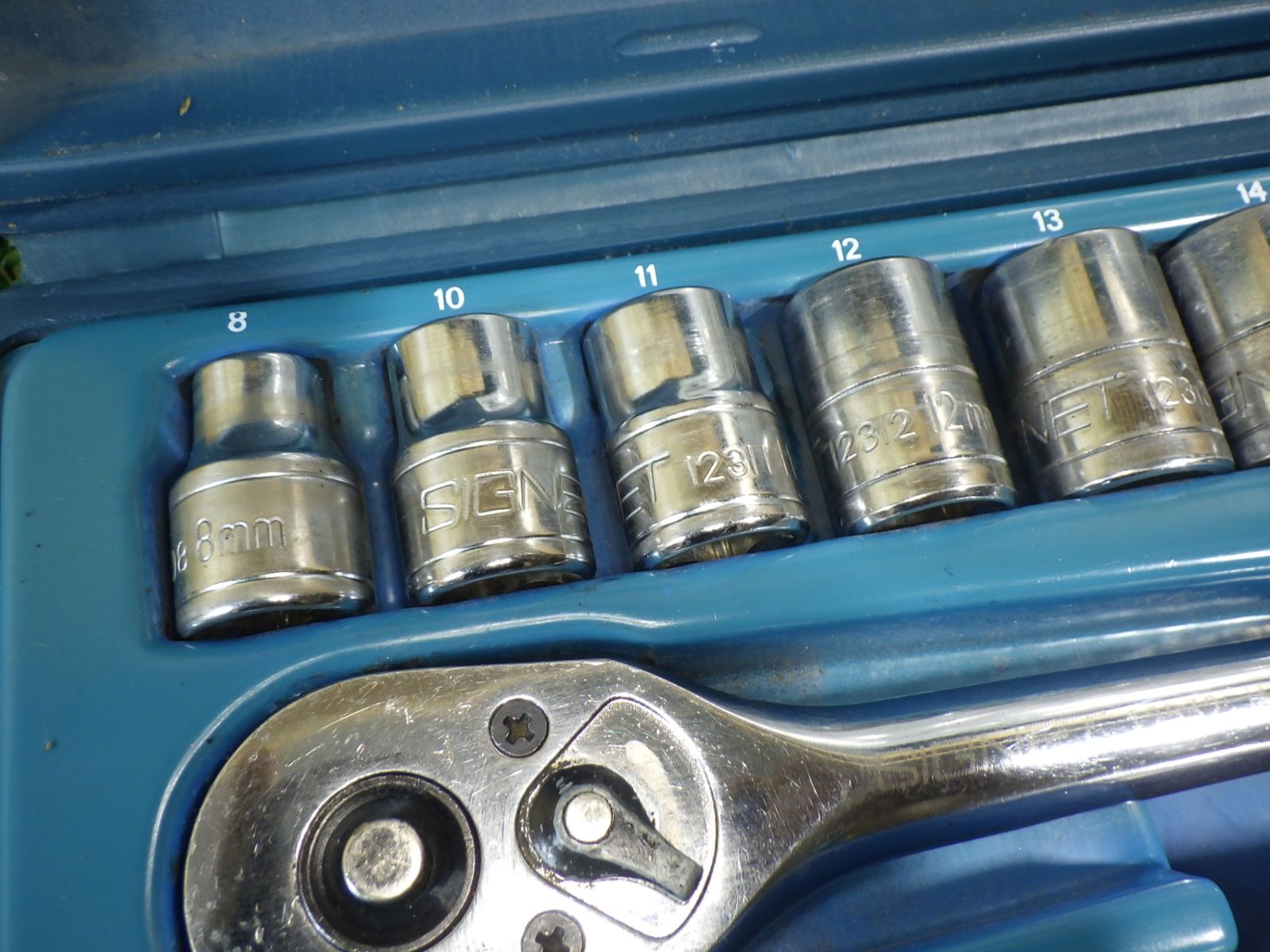 最終値 車両や機械などの修理 保守作業に SIGNET 12723 GGG-W-641E 3|8DR 22PC ソケットレンチセット シグネット 品 全国配信早速送料無料！