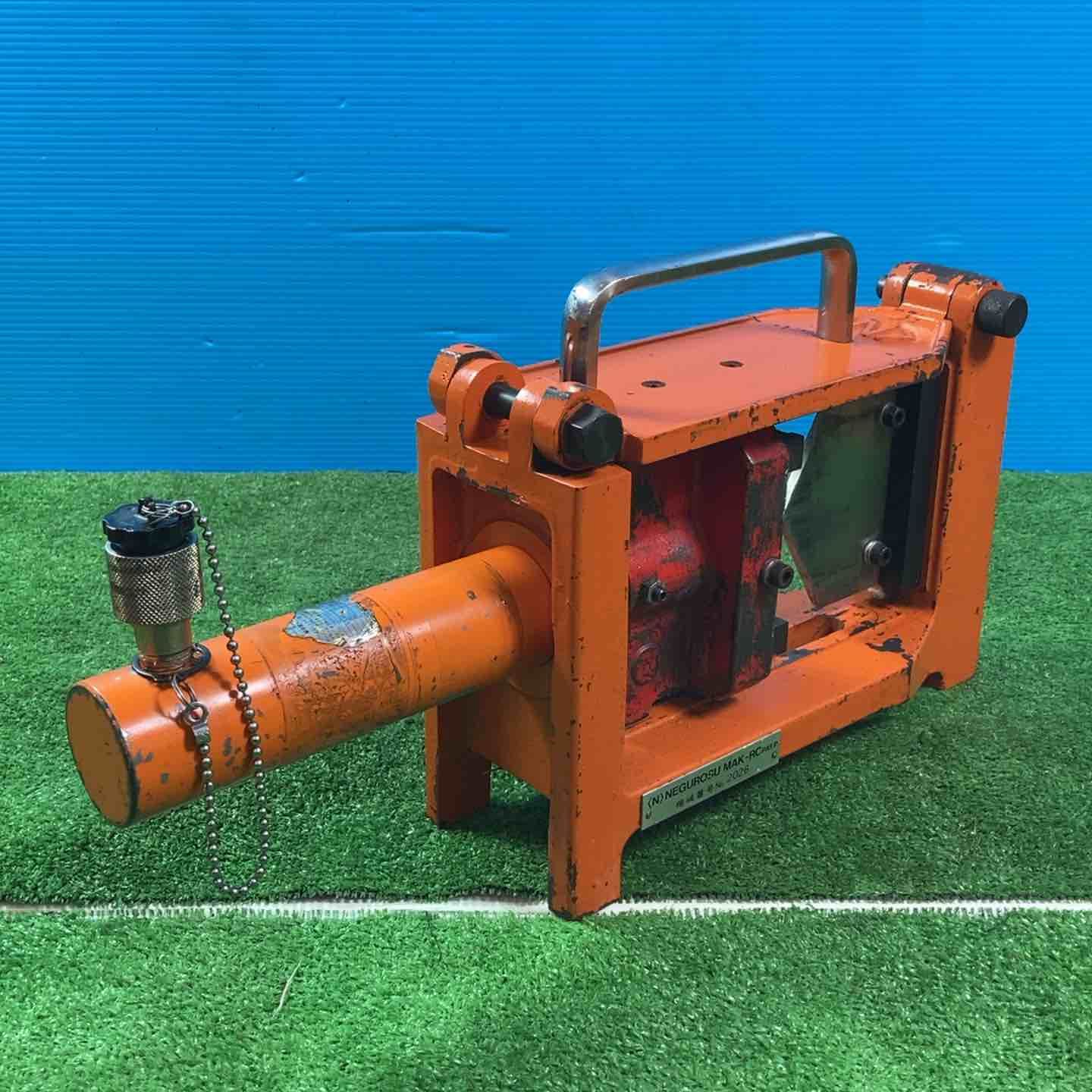 NEGUROSU/ネグロス電工 ケーブルラック・金属ダクト穴あけ工具 MAKRDP / 手動ダクトパンチャー / 再塗装品 NEGUROSU ネグロス MAKRDP ケーブルラック・金属ダクト 穴あけ工具