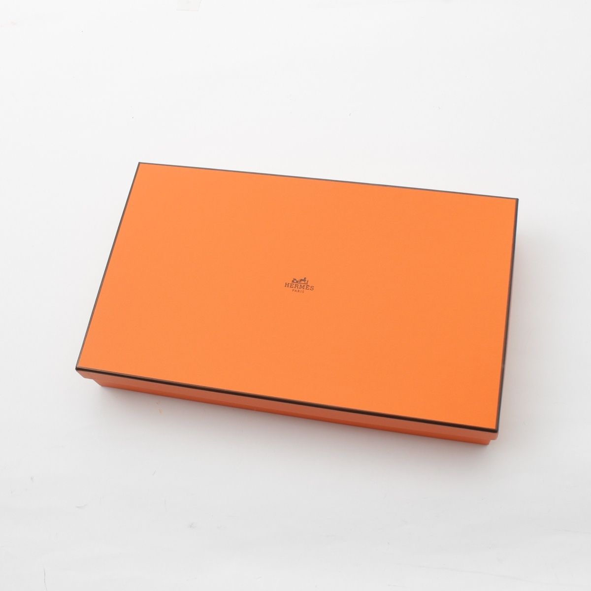 HERMES トライアングルジェアン チューリップマニア Tulipomanie Hermès Tulipomanie Cashmere Silk Giant Triangle