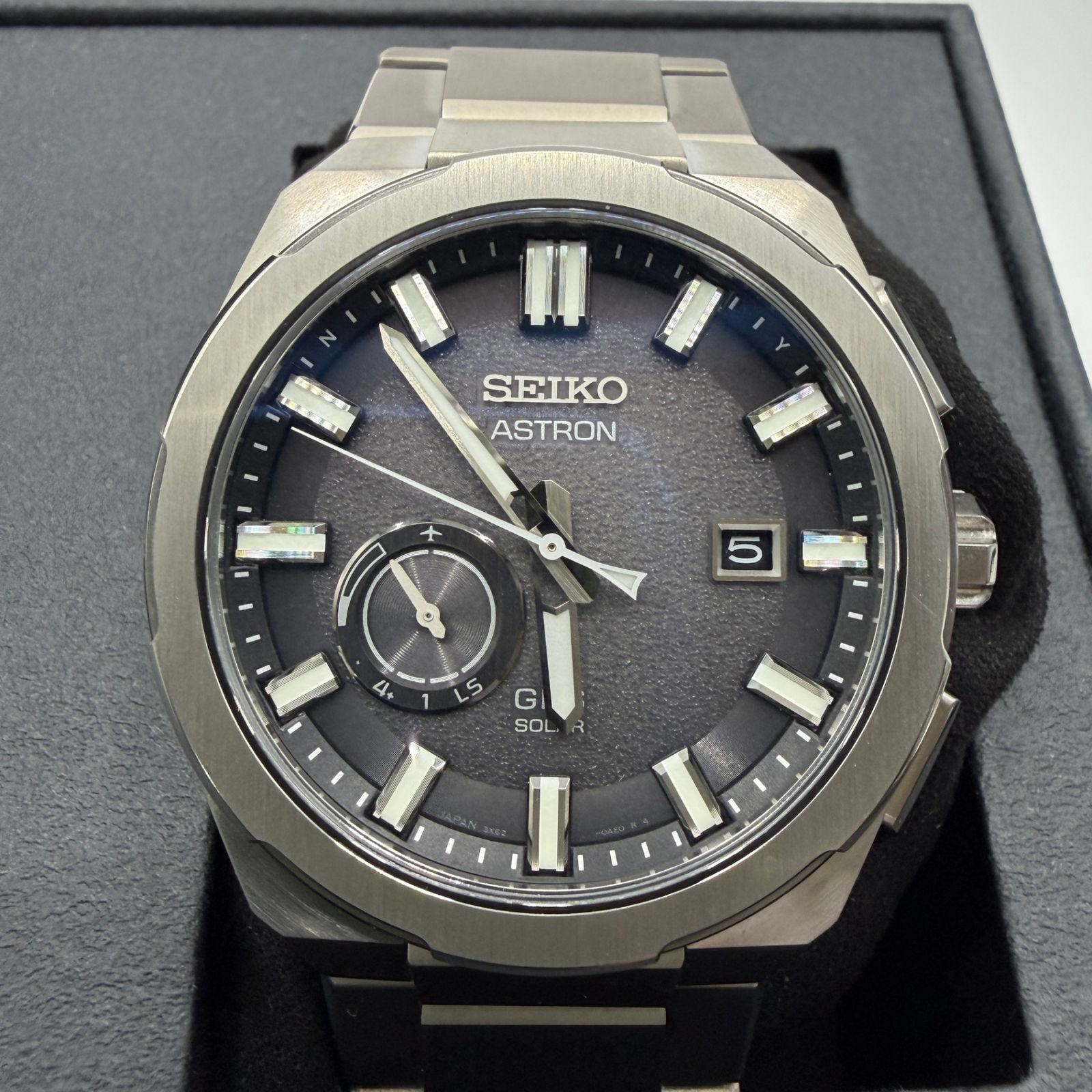 SEIKO アストロン ネクスター SBXD025 GPSソーラー 純チタン 試着程度ほぼ未使用 箱・保証書付 質屋・リサイクルマート宇部店 SEIKO アストロン ネクスター SBXD025 GPSソーラー 純チタン 試着程度