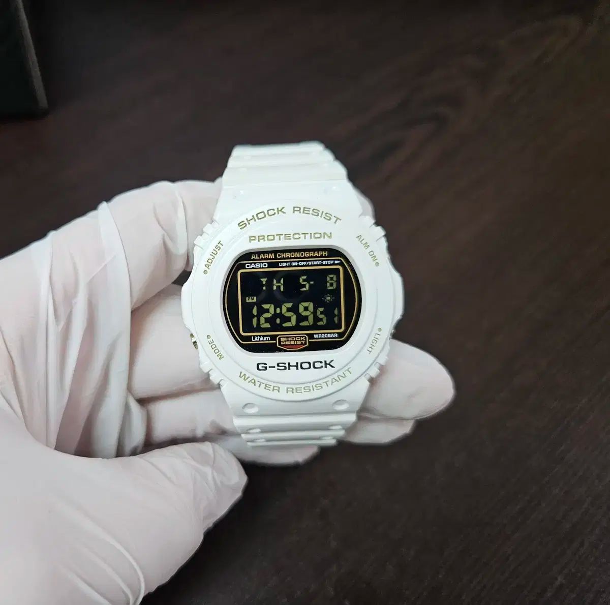 G-SHOCK ジーショック 25 記念日 DW ー 5725B 7JF 上昇 ホワイト