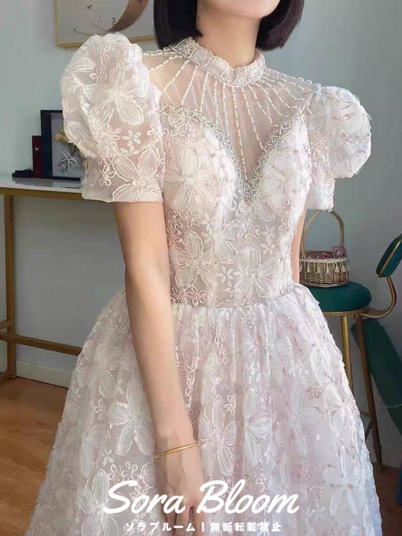 繊細な刺繍が施されたウェディングドレス❤️お姫様シルエット 新品未使用繊細な刺繍が施されたウェディングドレス お姫様