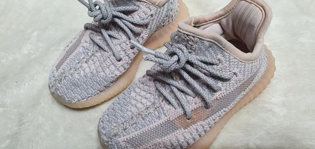 アディダス イージーブースト