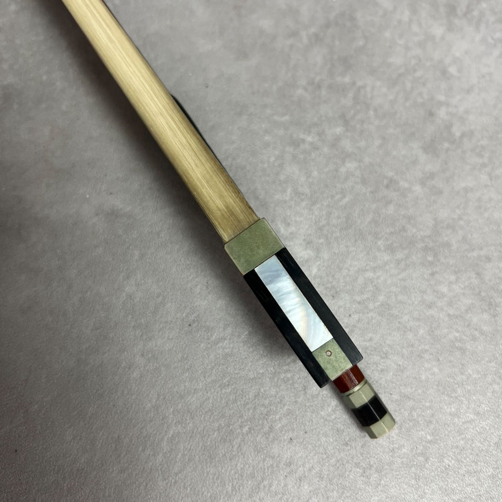 ヴァイオリン 弦楽器