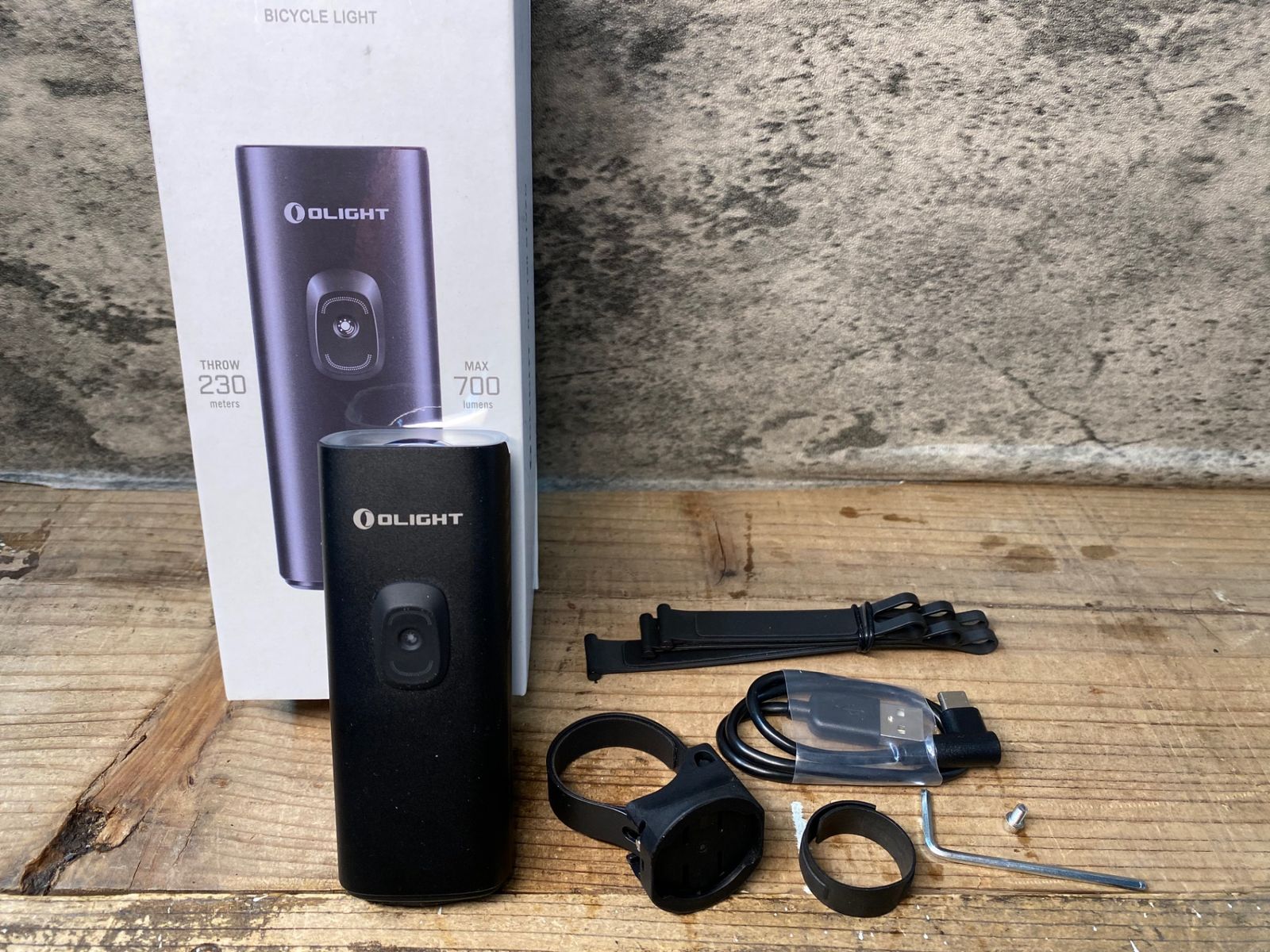 IU589 オーライト OLIGHT RAY150 STVZO フロントライト