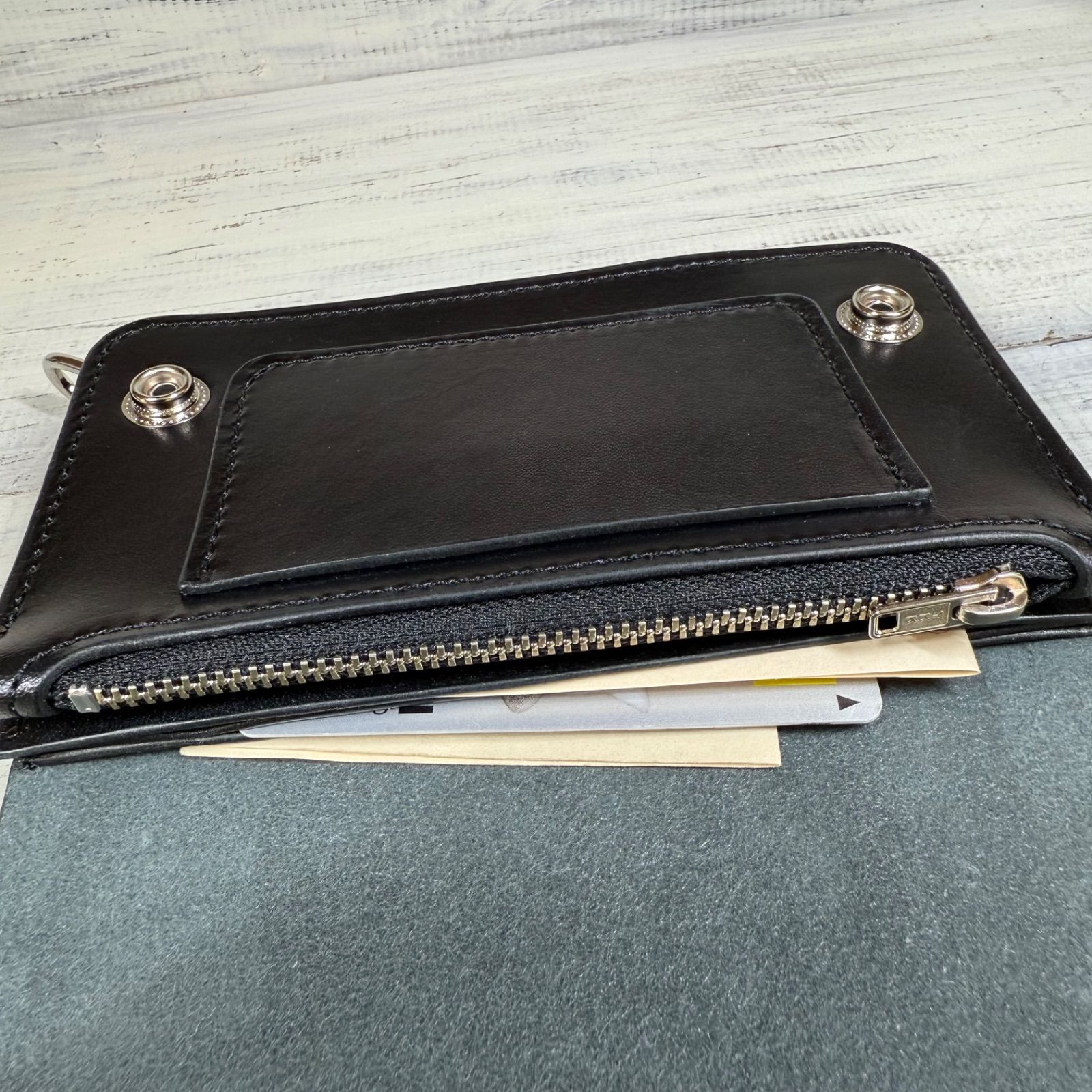 【トラッカーウォレットミドル 3層】ブラック 北米 茶芯 シルバー YKK トラッカーウォレットミドル 3層】ブラック 北米 茶芯 シルバー YKK