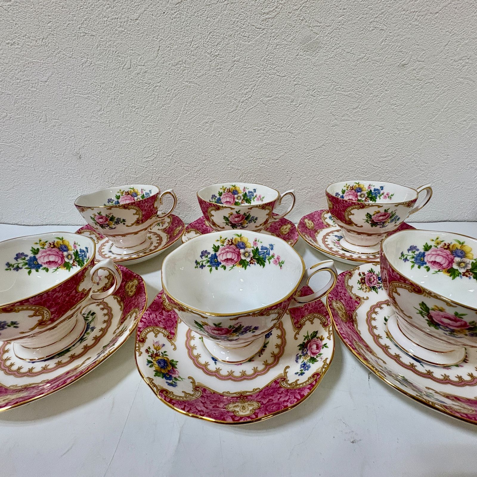 【気品漂う】ロイヤルアルバート カップ&ソーサー 6客 ROYAL ALBERT ロイヤルアルバート 6客 ヴィンテージ made in